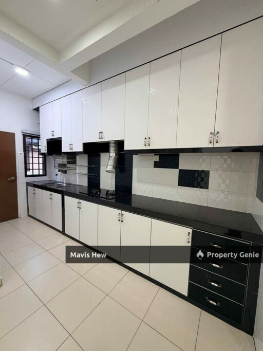 Straits View Condon @ Permas, 1 Parking, Partial Furnished