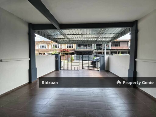 Double Storey House @ Bandar Pulai Jaya