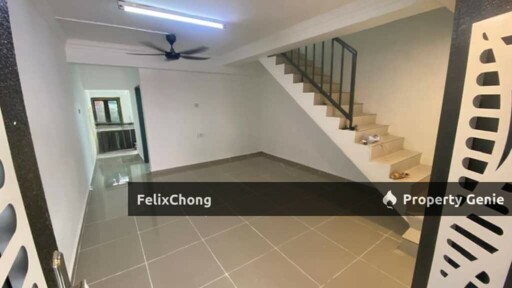 Taman Daya 2 Sty Low Cost,Jalan Rumbia,Johor Bahru,Renovated