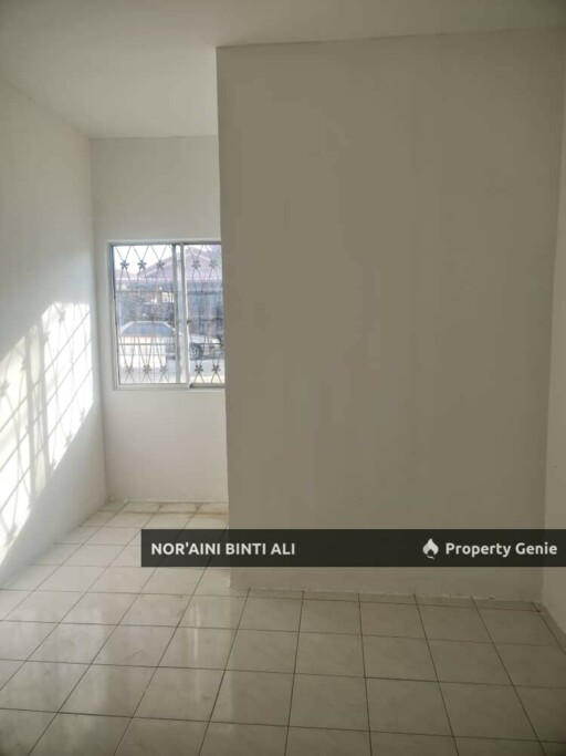 utk dijual rumah teres Tmn Gambang Damai Kuantan