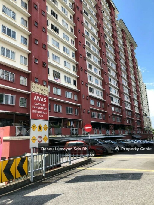 Lumayan Apartment