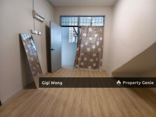 For Rent Townhouse Nice Unit Limbongan Permai