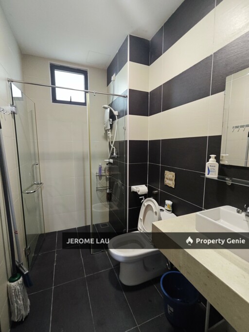 Kempas Indah D'secret Common Room for Rent