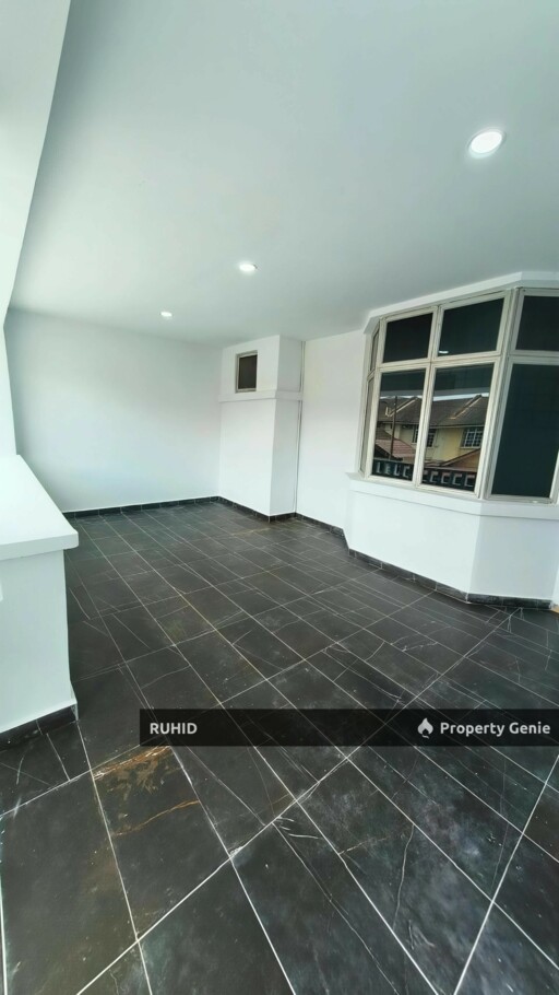 Taman Bukit Mutiara Fully Renovated Double Storey Terrace House