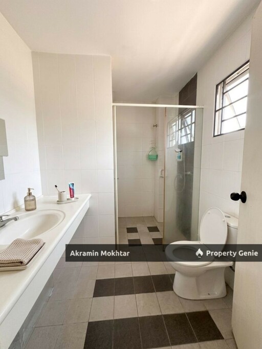 Gated & Guarded | Double Storey Superlink Terrace Sunway Kayangan Seksyen U9, Shah Alam.