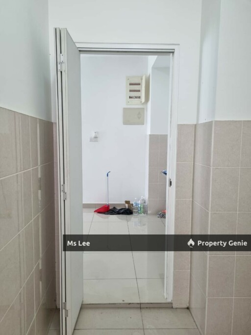 Ceria Residence @ Cyberjaya - near MMU - Block B level 7 - Ready Now