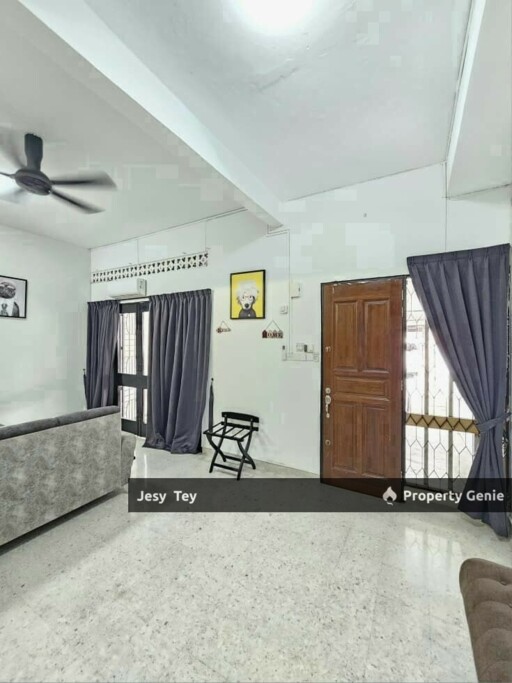 Taman Tasek Double Storey Terrace House ForSales