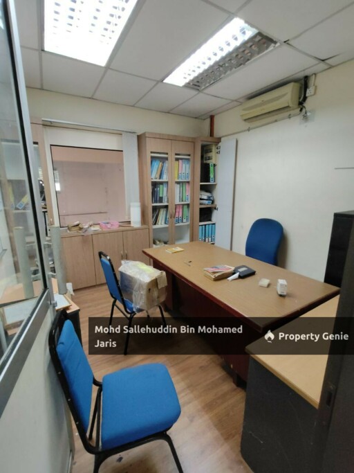 WAREHOUSE INDERA MAHKOTA 14