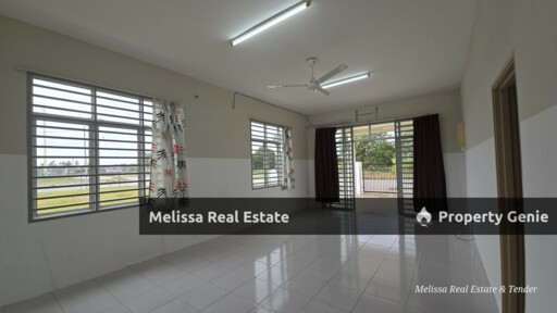 Corner House Huge Space For Rent in Kuantan