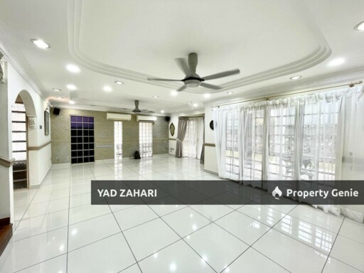 Seksyen 9, Shah Alam | 2-Storey Semi-D 5+1 Rooms | RM1.55M - Renovated, Extended Kitchen & Well Maintained