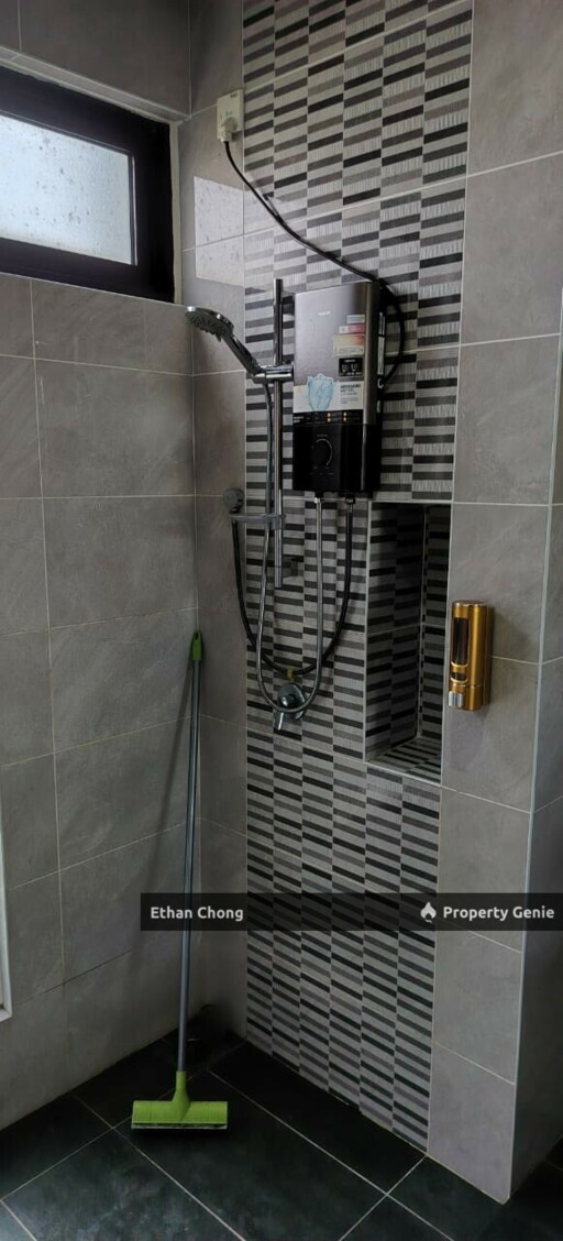Fully Furnished 2 Storey Terrace House for Rent at Dahlia Clover, Shah Alam