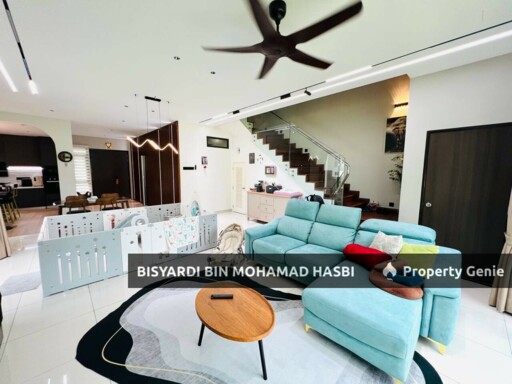 CORNER LOT FULLY FURNISHED & FULLY RENOVATED,  2 Storey Terrace One Park Taman Semenyih Idaman, Semenyih.