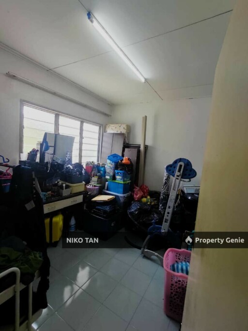 Jalan Berlian Double Storey Renovated Taman Cahaya Masai