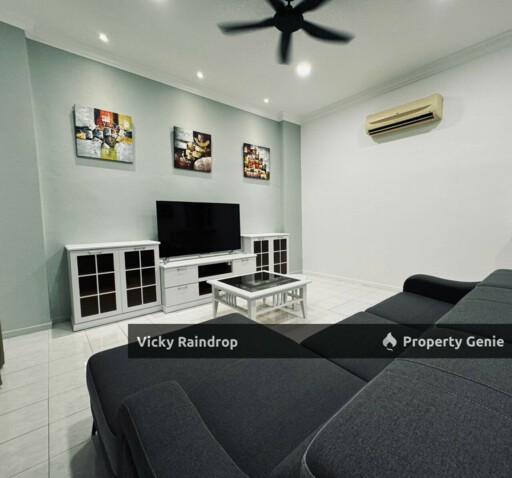 [FOR SALE] SELAT HORIZON CONDO LEVEL 11 4 BEDROOM FREEHOLD NEWLY RENOVATED AND FURNISHED