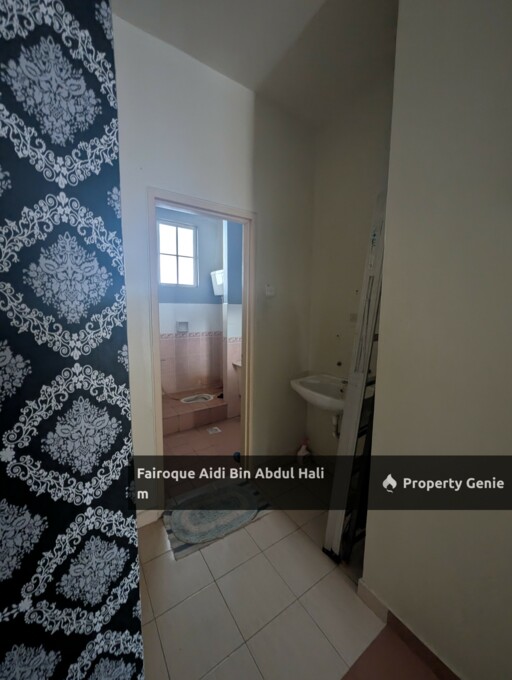 Rumah teres 2 tingkat full furnish untuk disewakan di Laguna Merbok
