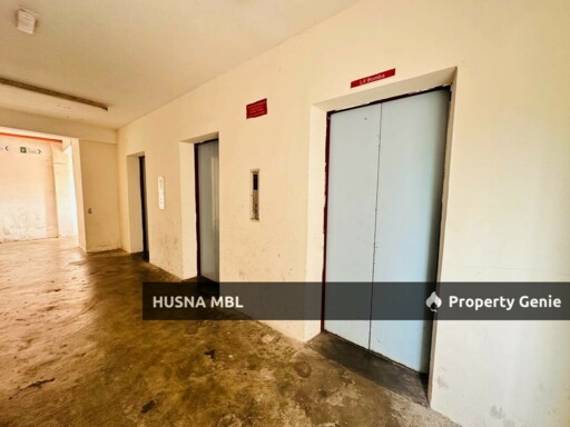 Apartment Corner Lot Renovated Desaminium Flora Seri Kembangan | 3 Bilik | Berhampiran MRT & UPM