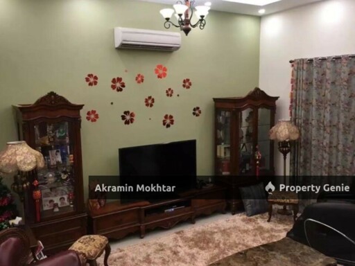 Renovated, 27x75, End Lot & Non Bumi | Teres 2.5 Tingkat Kinrara Residence, Puchong