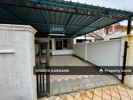 Double Storey Terrace Jalan Daisi, Bukit Sentosa, Rawang