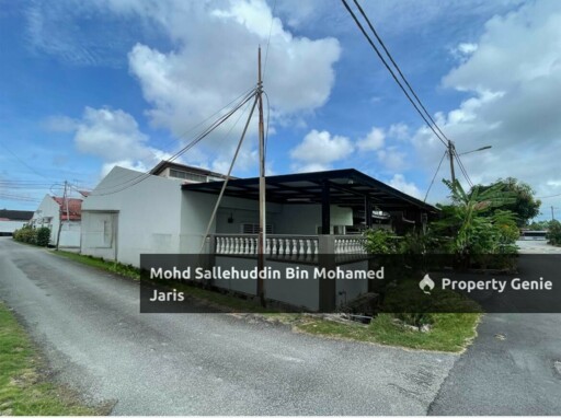 Rumah Teres End Lot Kg Jawa Kuantan (Partial Furnished)