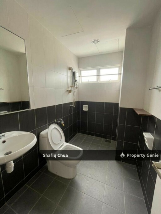 Freehold Corner Unit Apartment Kelana Central, SS6 Kelana Jaya