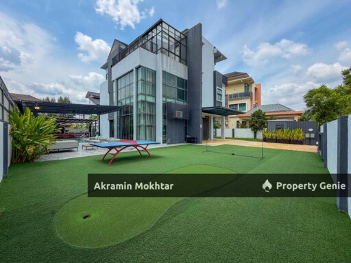 Renovated & Fully Furnished | 3 Storey Bungalow Kristal Court Seksyen 7, Shah Alam