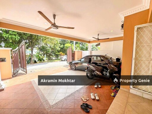Freehold, Facing Open & Renovated | Double Storey Terrace Bandar Kinrara 2 BK2, Puchong