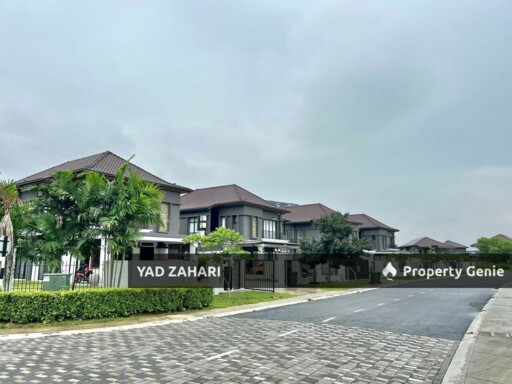 Setia Mayuri, Semenyih | Double Storey Semi-D 4 Bedrooms | RM1.1M - Balinese Concept, Freehold and Individual, Semi Furnished with Extra Land