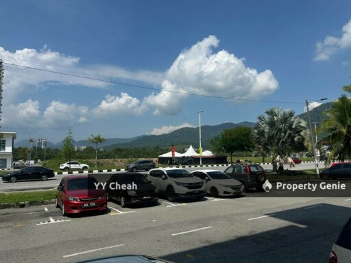 Halaman Meru Permai, Ipoh 3 storey shop lot, tenanted with good ROI, hot location
