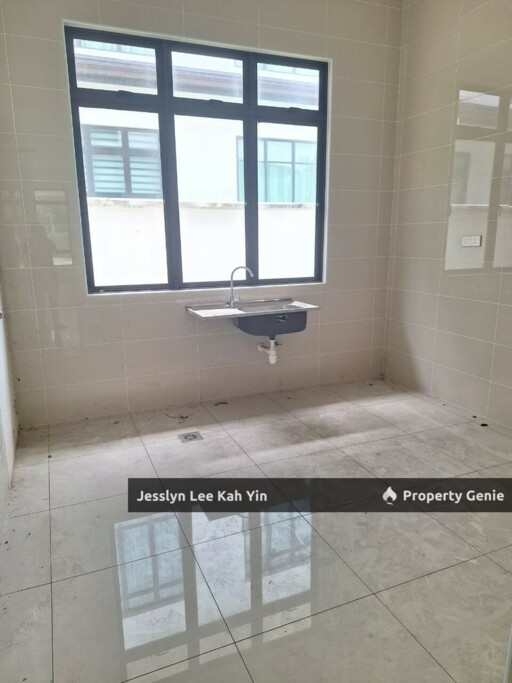 Eco Majestic Semenyih SEMI D [OPEN FACING CORNER]