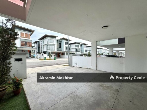 Freehold & Renovated | 2-STOREY TERRACE Parkfield Residences TROPICANA HEIGHTS, KAJANG