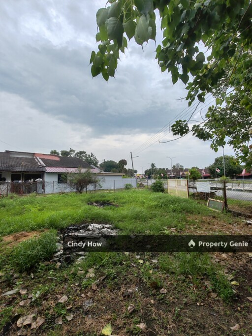 Taman Merdeka Corner Lot