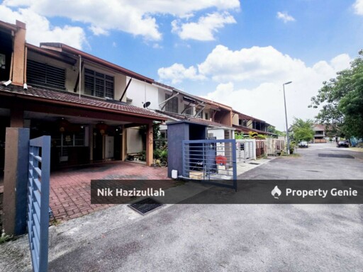 Terrace Freehold, Facing Open