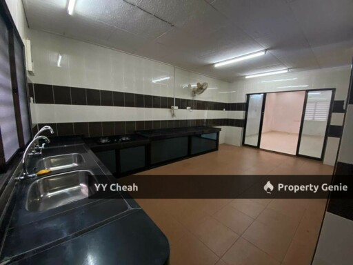 Bercham Ipoh 2 Storey semi-D Huge Size 35x100 Great Location