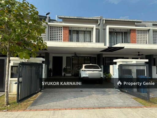 2 Storey Elmina Green 3