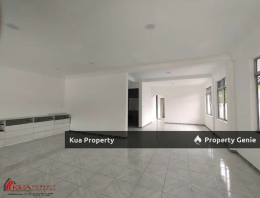 Double Storey Semi-Detached House For Sale! Located at Nanas Road West