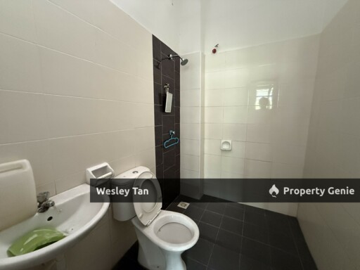Taman Tanjung Minyak Perdana , Melaka - 1 Storey Terrace House | Bare Unit | 24 x 80 | Serious Owner , View To Offer