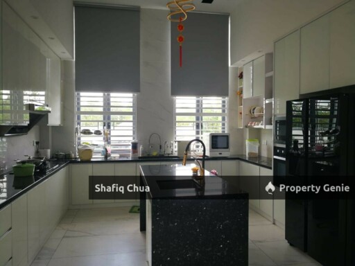 Big Land 2 Storey Bungalow Nilai Spring Villa, Nilai Negeri Sembilan