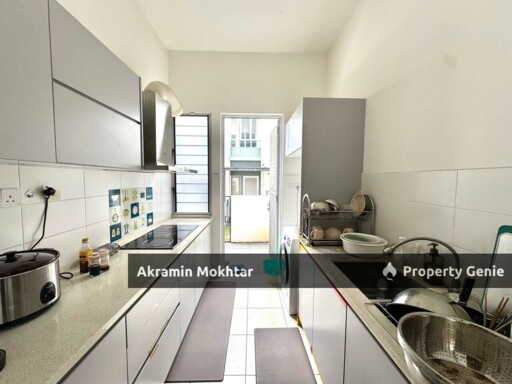 Freehold & Renovated | 2-STOREY TERRACE Parkfield Residences TROPICANA HEIGHTS, KAJANG