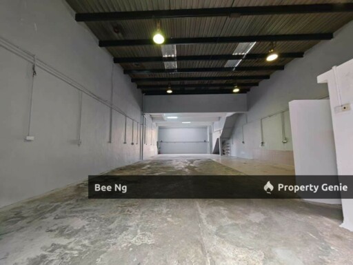Jalan Satria @Taman Sri Yaakob / 1.5 Storey Terrace Factory Light Industry for Rent
