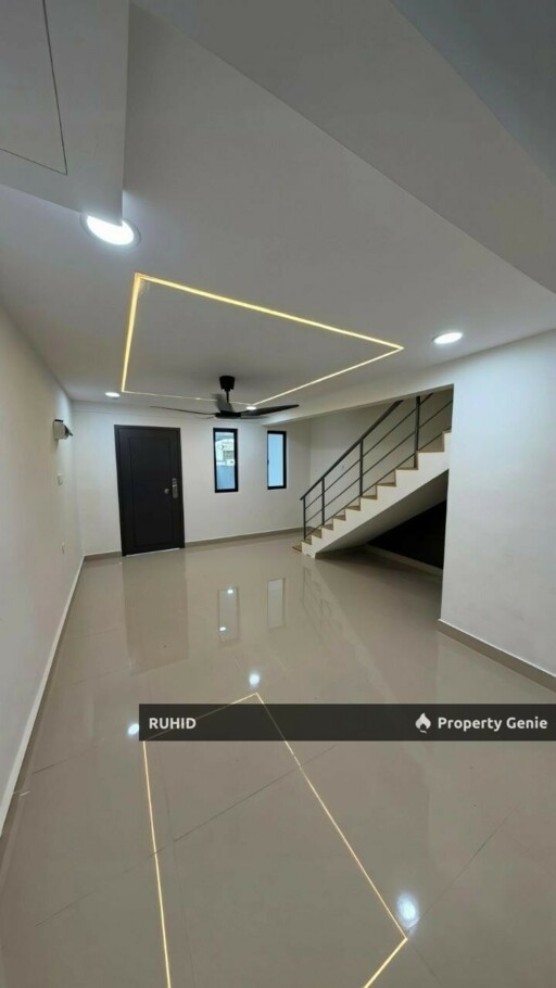Fully Renovated Double Storey House Freehold Johor Jaya Near Desa Jaya RM418K