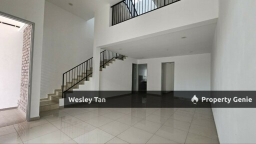 New Cheng 2 Storey Terrace Gated Community 20x70 Freehold 4rooms Bare