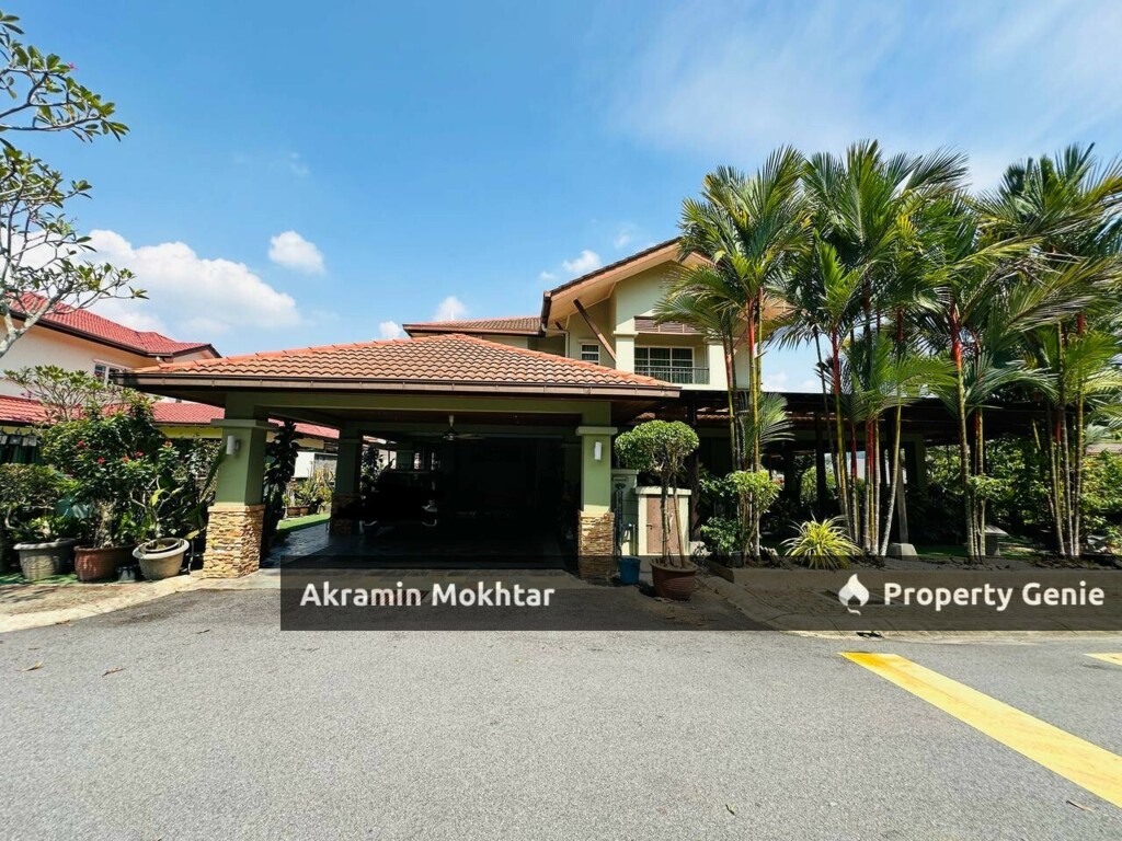 Freehold | Bungalow Corner Lot  in Kemensah Height, Ampang