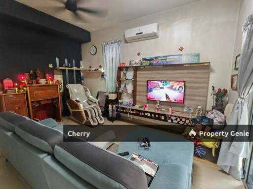 **TAMAN BESTARI INDAH 超值 CORNER LOT‼️** 🔥🔥 💰 **For Sale: RM660K‼️** ✨ **Bank Value: RM750K – RM810K** 🏡 **Corner Lot + Unblock View** 📍 Jalan Bestari 70/x, Taman Bestari Indah, 81800 Ulu Tiram