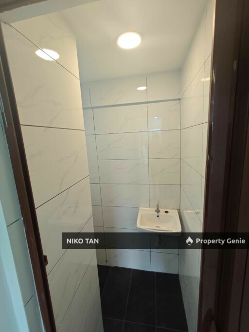 [RENOVATED] Geharu Flat, Taman Rinting Masai For Sale