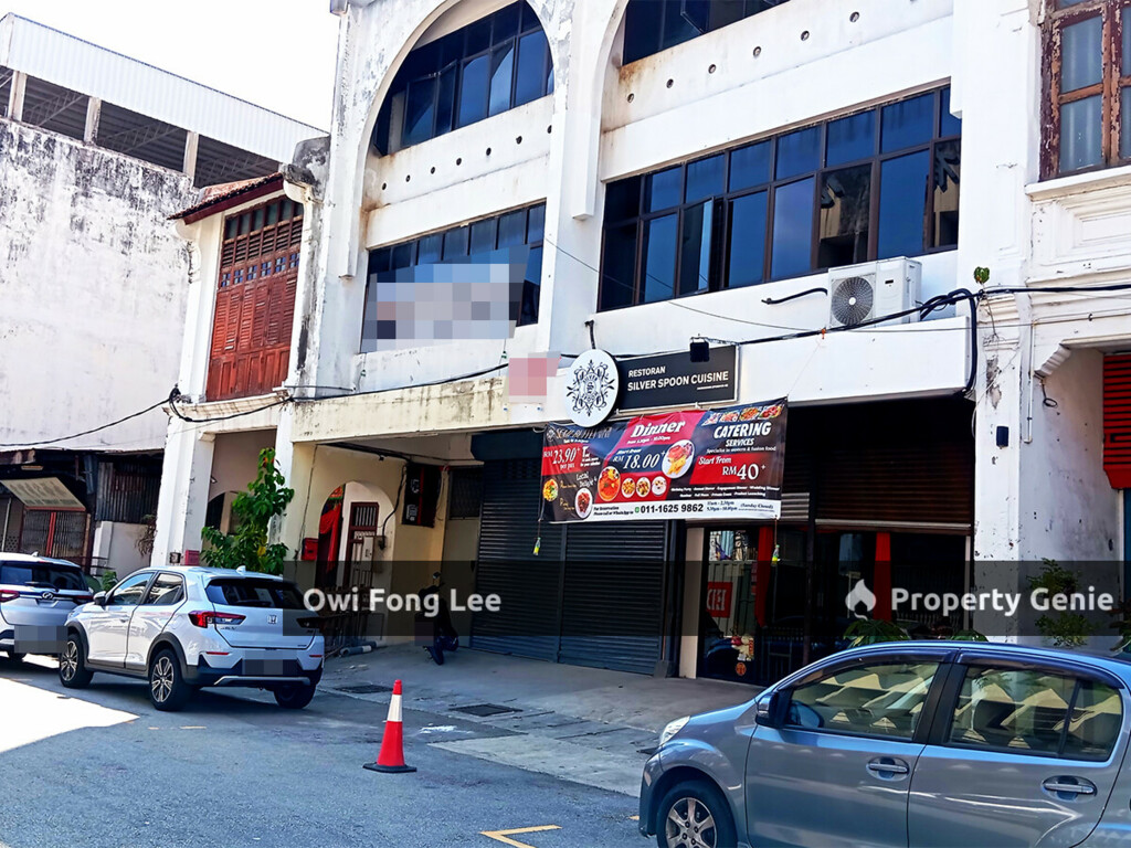 Ground Floor Shop with Large Courtyard for Rent | Victoria Street Georgetown