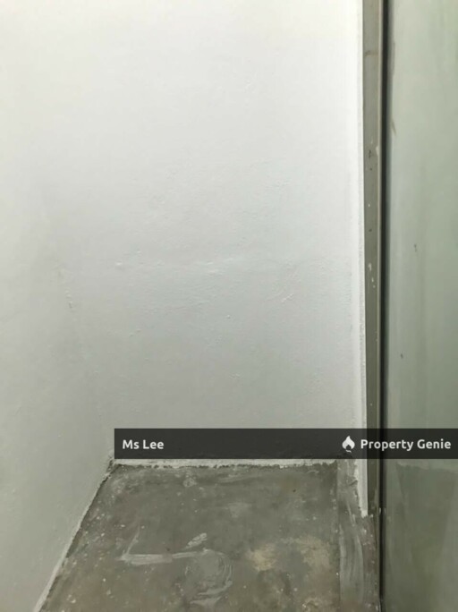 End Lot 2 Storey Town House (1St Floor unit)-Taman Sri Sentosa @ Klang-Ready 31/10