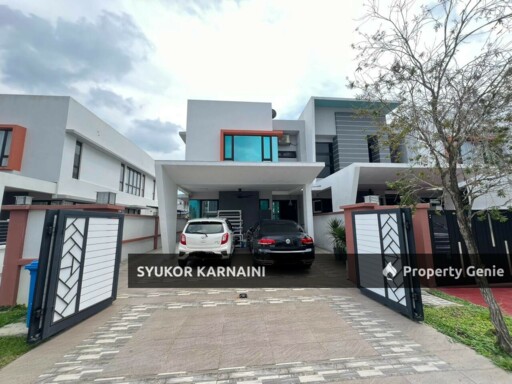 Double Storey END LOT Dahlia Clover Taman Cahaya Alam, Seksyen U12 Shah Alam