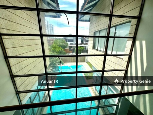 CORNER LOT + SWIMMING POOL DOUBLE STOREY BUNGALOW BUKIT MAHKOTA JALAN BM 43000 KAJANG.