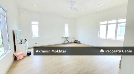 2.5 STOREY CORNER LOT TAMAN DESA ALAM U12 SHAH ALAM WITH LIF