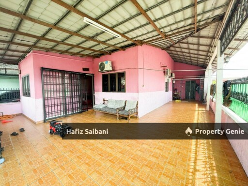 End Lot Single Storey Taman Bunga Melor Klang